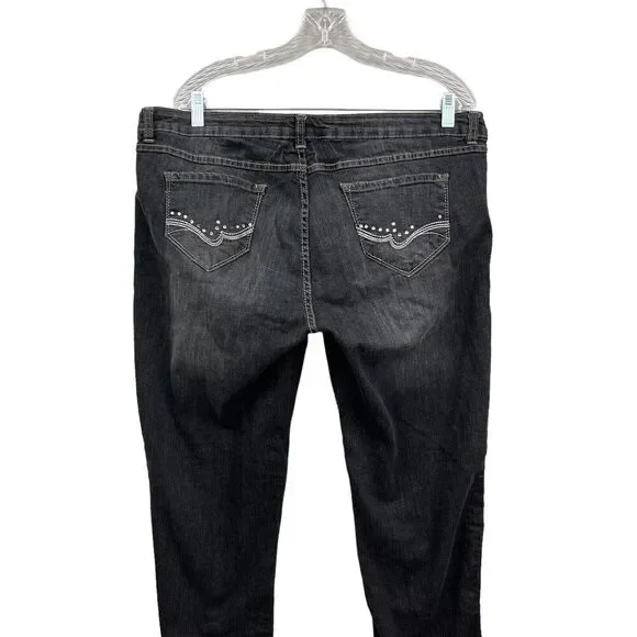 South Pole Jeans Stretch Tapered Leg Rhinestone Pockets Zip Fly Black Women 17* - Picture 6 of 6